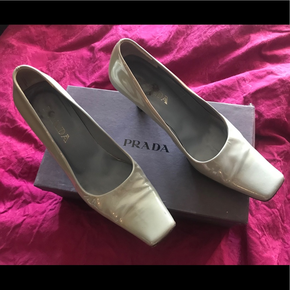 Authentic Prada Silver/grey Pumps